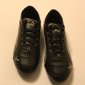Puma shoes size 10